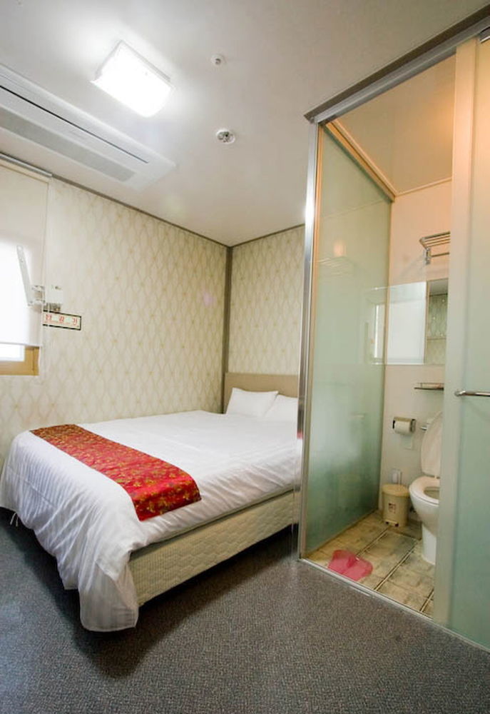 Oyo Myeongdong 2 Auberge de jeunesse